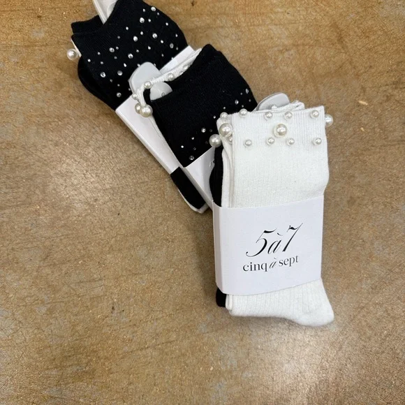 Cinq a Sept White Pearl-Embellished Socks NWT women - Picture 2 of 3